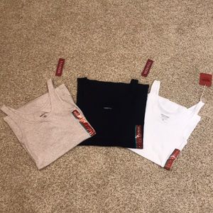 Set of 3 never worn tank tops